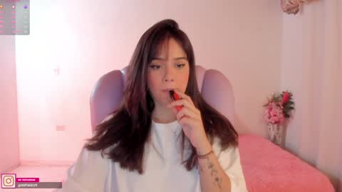 Snapshot of pau_cute chatting on January 30, 7:18 am Sofa online show from January 30, 7:18 am