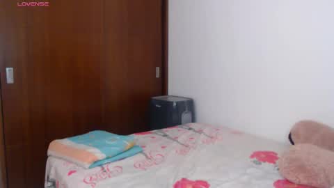 Paulina        online show from October 18, 6:34 pm