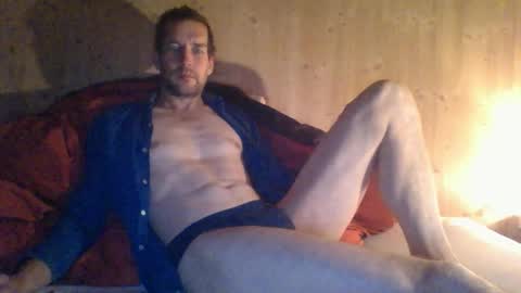 paueriwan online show from October 25, 2:34 am