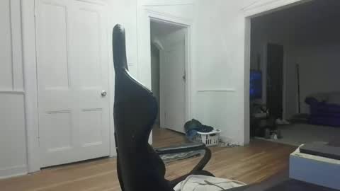 shy online show from February 1, 11:53 am