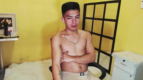 MrBigPaul online show from November 7, 9:34 am