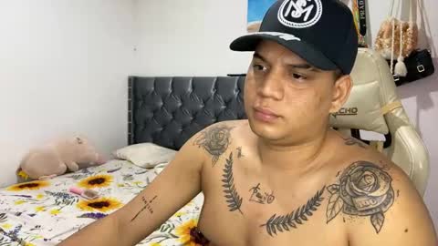 paul_4321 online show from September 22, 10:25 pm