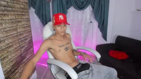 Paul online show from October 31, 4:24 am