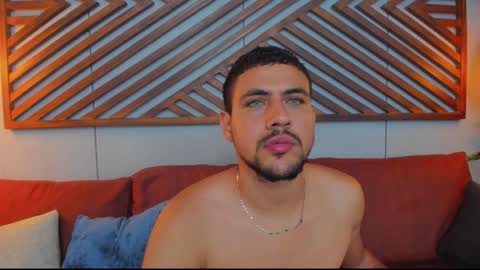 Paul Rivera online show from February 4, 1:12 am