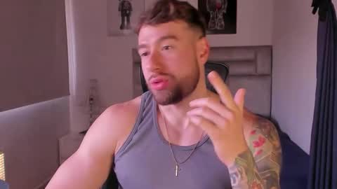 PAUL ROGER online show from March 7, 1:44 pm