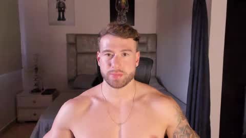 PAUL ROGER online show from September 15, 10:44 pm