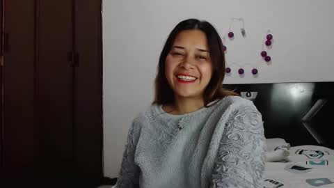 PAULA online show from November 25, 5:06 am