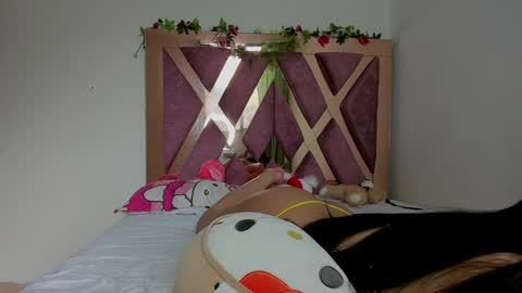Snapshot of paula_princexxx chatting on December 4, 7:28 pm paula princexx online show from December 4, 7:28 pm