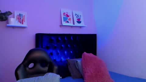 PAULINA  online show from October 3, 3:15 am