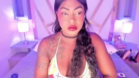   online show from November 12, 3:25 pm