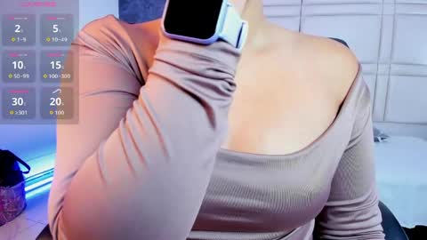 Paulina  online show from April 4, 12:01 pm