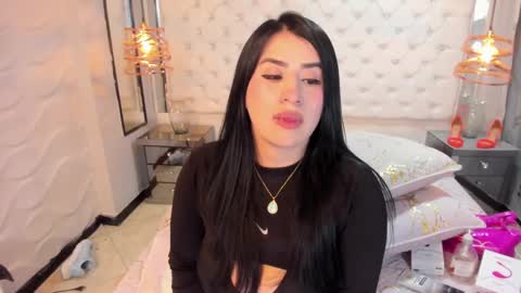 paulinabelen21 online show from March 6, 9:36 am