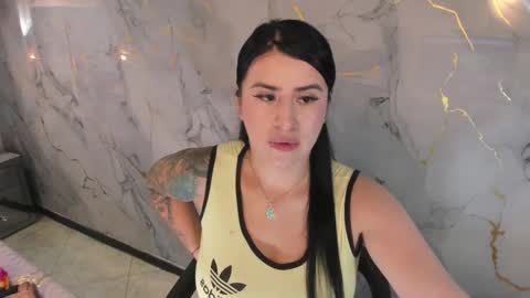 paulinabelen21 online show from February 23, 5:56 am