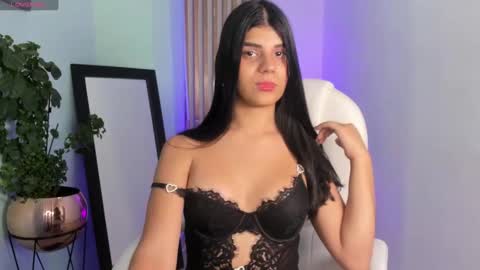 Snapshot of paulinabelle chatting on January 26, 7:42 am Paulina Belle online show from January 26, 7:42 am
