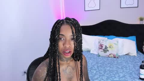 Pauline online show from April 11, 3:55 am