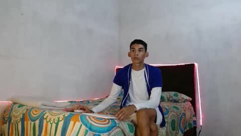 Snapshot of paulosex12 chatting on October 12, 5:55 am paulosex12 online show from October 12, 5:55 am