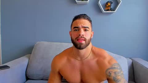 Paul Phoenix online show from February 19, 9:14 pm