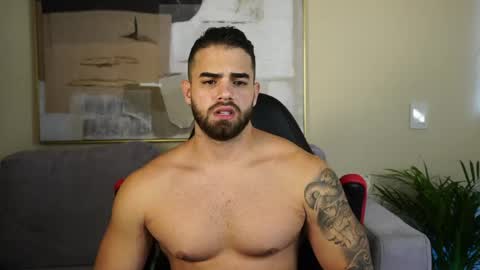 Paul Phoenix online show from June 1, 8:54 pm