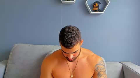 Paul Phoenix online show from February 21, 10:04 pm