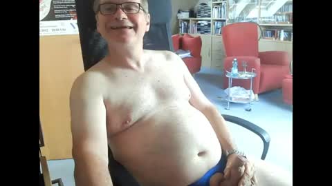 Pavlov aka Peter online show from June 10, 7:51 am