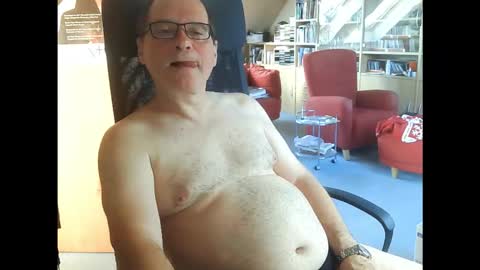 Pavlov aka Peter online show from December 15, 9:05 am