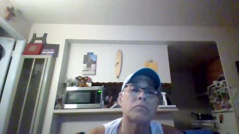 pawgkiller online show from October 8, 3:34 am