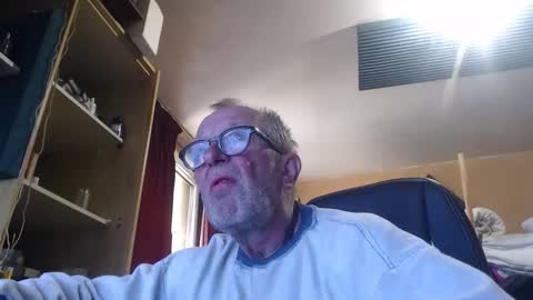 pc8474408 online show from March 7, 11:32 am