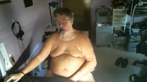 PcolaBottom online show from February 25, 9:15 pm