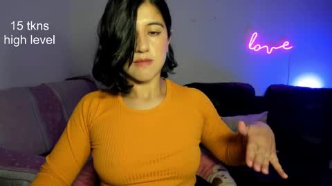 Snapshot of peach_paradisee chatting on March 5, 2:36 am S online show from March 5, 2:36 am