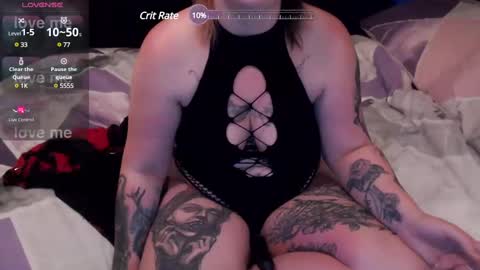 Snapshot of peachi20 chatting on February 25, 5:19 pm Peachi Butt online show from February 25, 5:19 pm