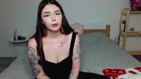 Peachy online show from March 12, 5:38 pm