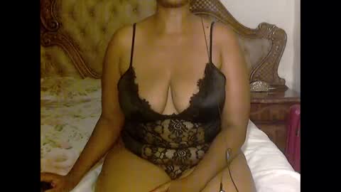 pearassmmm online show from January 7, 8:42 pm