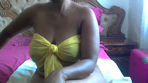 pearassmmm online show from February 27, 8:35 am