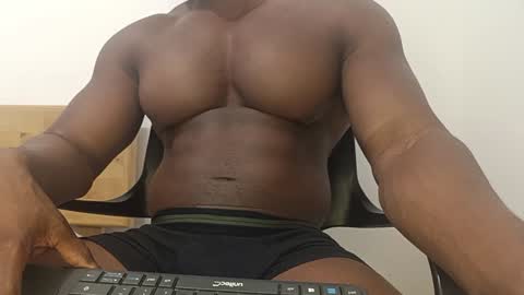 Snapshot of pecsblack888 chatting on January 21, 8:32 pm pecsblack888 online show from January 21, 8:32 pm