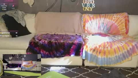 NEXT CHILL SESH  1130 930pm -ish PEEK online show from October 15, 2:51 pm