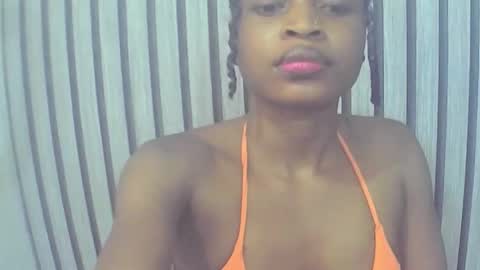 Lizzy online show from November 16, 10:45 pm