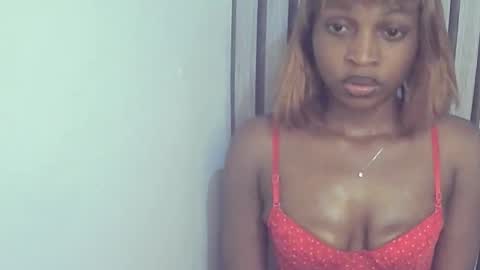 Lizzy online show from October 5, 2:57 pm