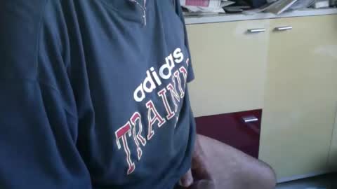 Snapshot of pegaso1000 chatting on September 20, 7:33 am pegaso1000 online show from September 20, 7:33 am