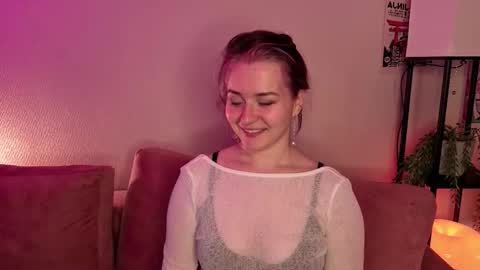 peggyfarro online show from September 19, 8:40 am
