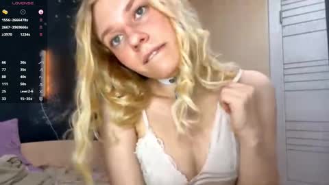 Mary online show from September 12, 5:37 pm