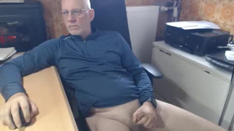 Pemue65 online show from November 26, 11:18 am