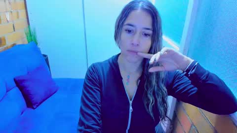 Snapshot of penelope47 chatting on February 17, 10:27 pm Penelope online show from February 17, 10:27 pm