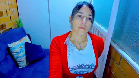 Snapshot of penelope47 chatting on January 18, 12:02 am Penelope online show from January 18, 12:02 am