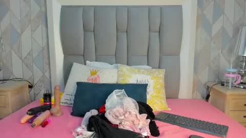  Penelope  online show from February 2, 3:48 am