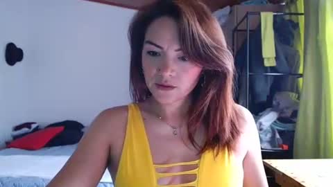 Snapshot of penelopemist chatting on February 25, 9:48 pm penelopemist online show from February 25, 9:48 pm