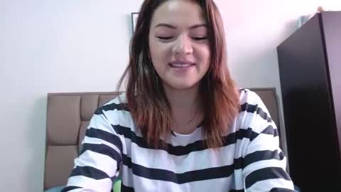 Snapshot of penelopemist chatting on March 12, 6:32 pm penelopemist online show from March 12, 6:32 pm