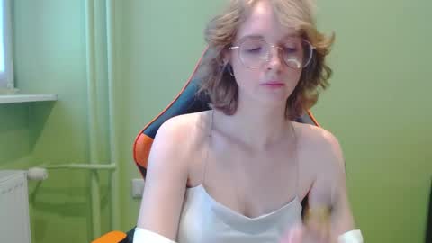 Penny online show from May 13, 6:34 am