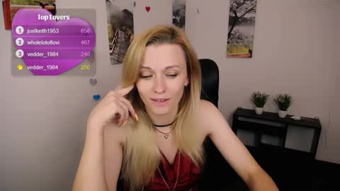 Mia online show from October 6, 6:09 am