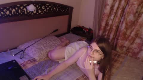 Farida online show from June 4, 11:33 pm
