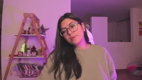 Snapshot of perfect__ana chatting on January 3, 11:23 pm Sarah Ana Banana online show from January 3, 11:23 pm